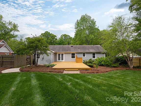 2nd image of 6701 Highbrook Dr