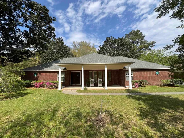 1949 Vineland Dr, Tallahassee, FL 32317