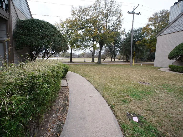 8197 Sands Point Dr #137 — Photo 14