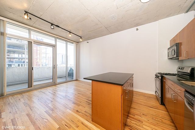 1st image of 1720 S Michigan Ave #P-146