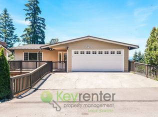 15433 22nd Ave SW, Seattle, WA 98166