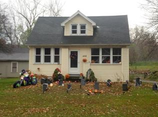 428 Whiteview Rd, Wynantskill, NY 12198