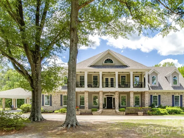 393 Youngs Bend Rd, Kershaw, SC 29067