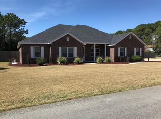 41 6th St, Shalimar, FL 32579