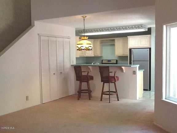 4th image of 418 N Via Colinas