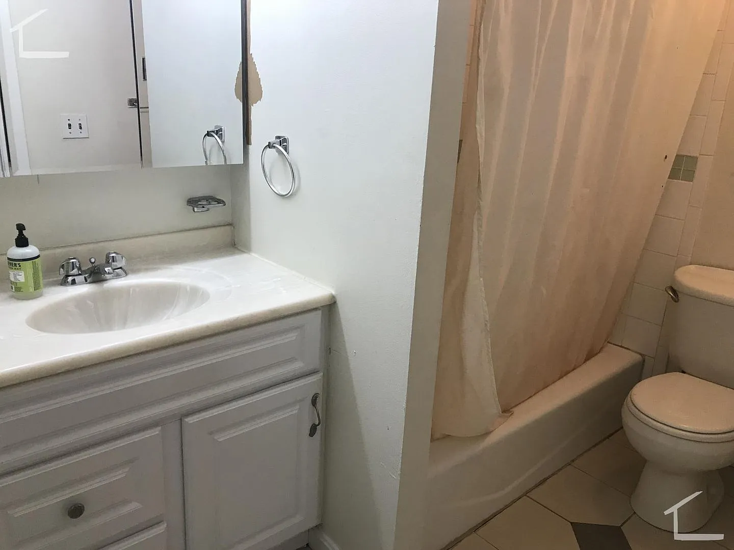 3 Bedroom — Photo 1