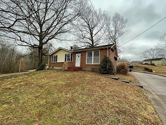 2nd image of 727 Salem Cir