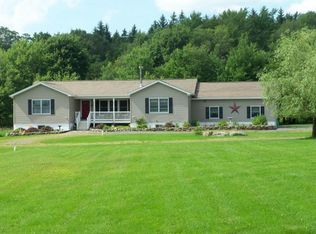 171 Brink Hill Rd, Greentown, PA 18426
