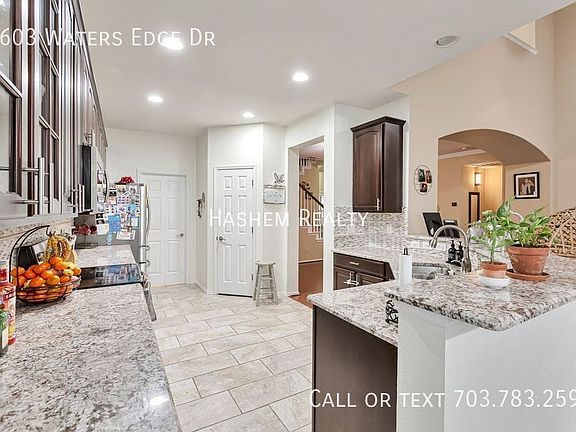 4th image of 1603 Waters Edge Dr