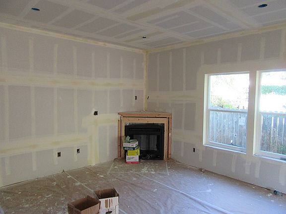4th image of 141 N Cole Ave