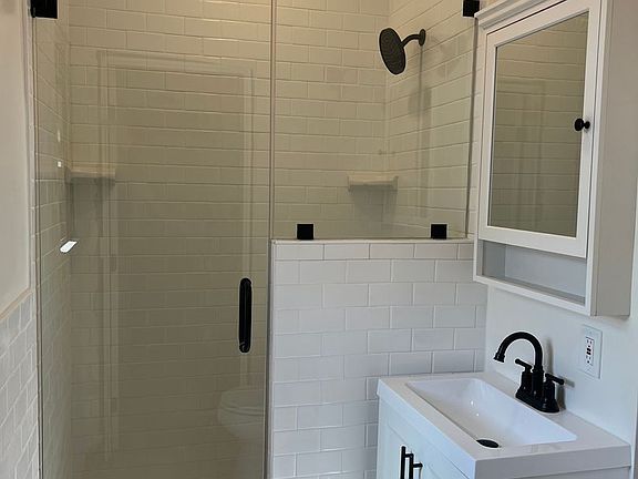 2nd image of 1525 Griffith Park Blvd APT 101