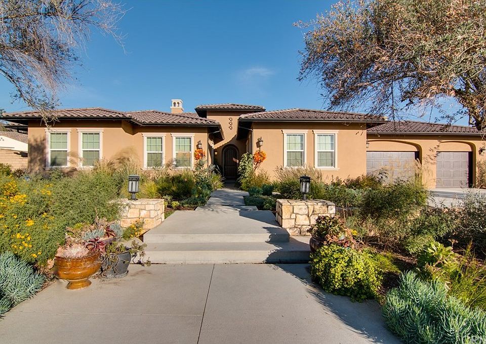 1st image of 346 Snapdragon Ln.