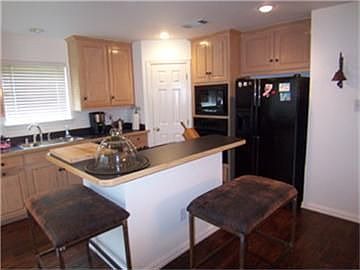 3rd image of 1025 Masters Dr
