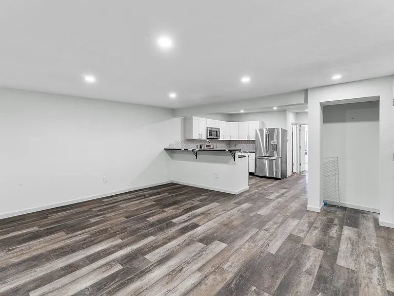 333 Main St #2B — Photo 3
