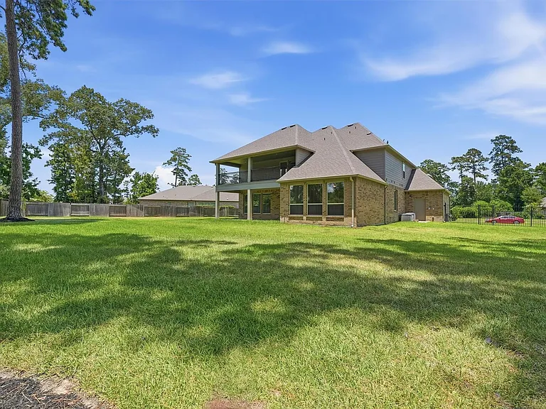 14130 Aspen Woods Ct — Photo 32