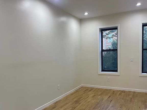 2nd image of 972 Rogers Ave #1