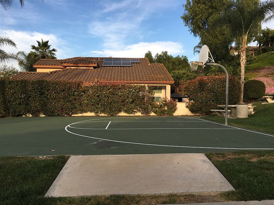2nd image of 9165 Paseo Cresta