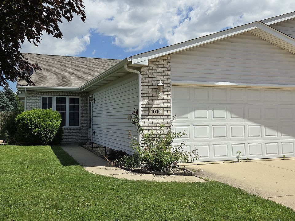 1st image of 1610 Beech Dr
