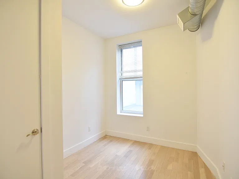 510 E 117th St #3 — Photo 3