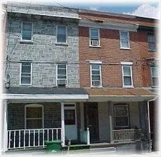 613 E Madison St photo 1