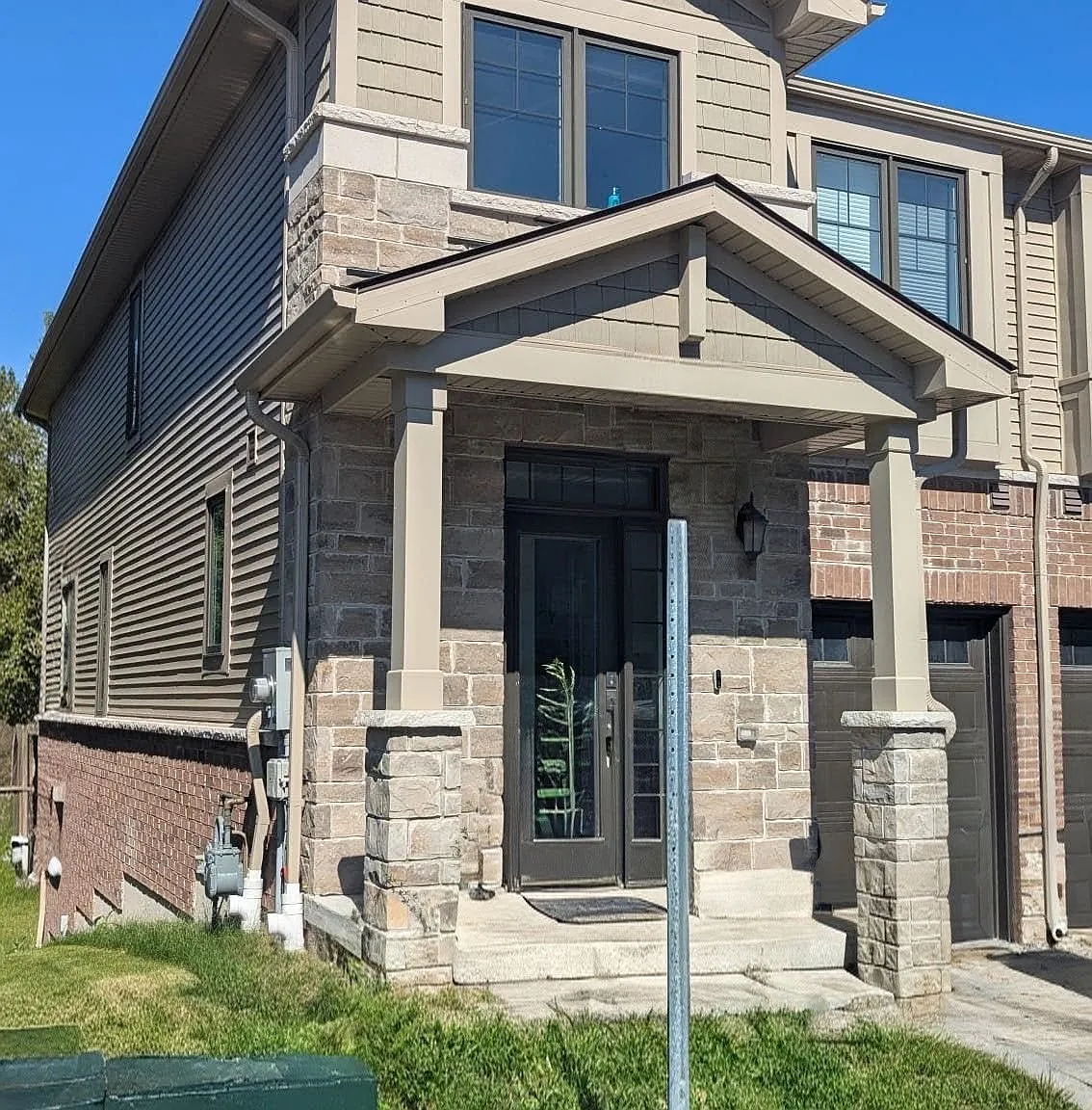 3 bed, $2,750 — Photo 1