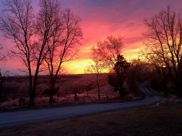 308 Miller Rd, Falmouth, KY 41040