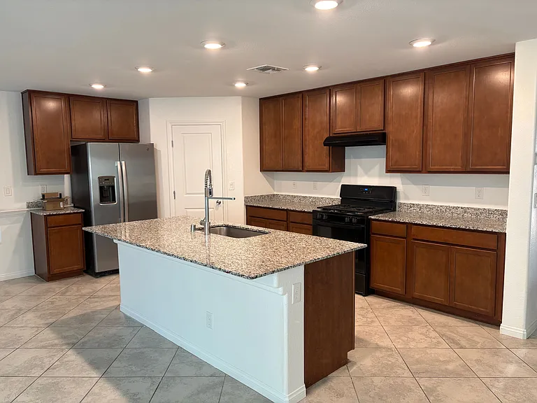 7015 Toll Mountain St — Photo 13