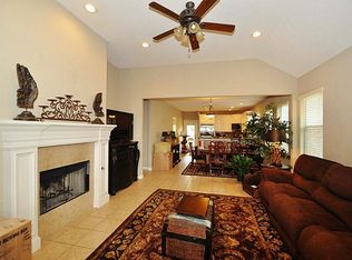 111 Cove Place Ct, Montgomery, TX 77356
