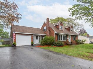 28 McKenney Cir, Andover, MA 01810