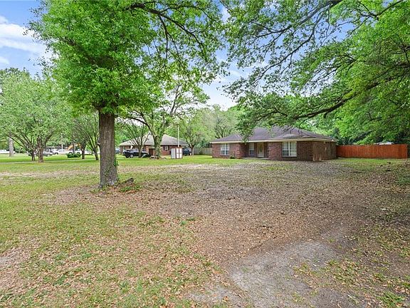 4th image of 2300 Ila Dr