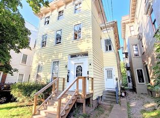 18 Cottage Pl, Utica, NY 13502