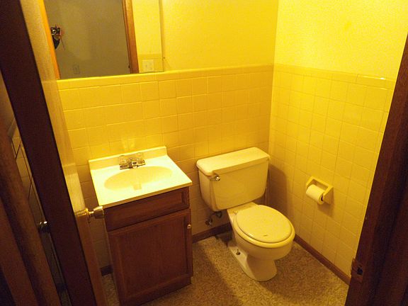 Bathroom - Half
