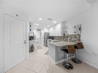 5633 Cove Cir #58, Naples, FL 34119