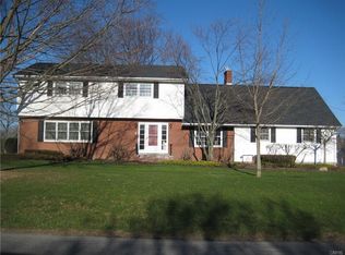 117 Draycott Rd, Fayetteville, NY 13066