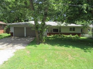 1958 S Mayfair Ave, Springfield, MO 65804