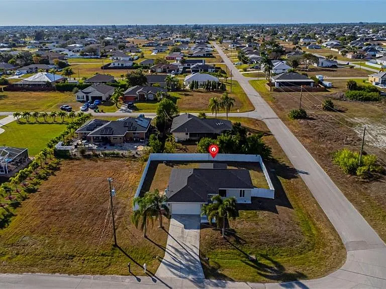 1230 NW 13th Ave — Photo 1