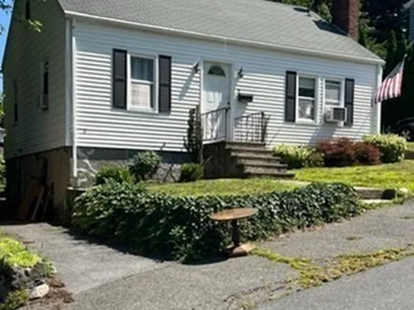 10 Duke St, Swampscott, MA 01907