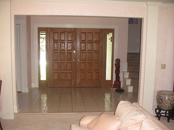 3rd image of 2626 Fourwinds Dr