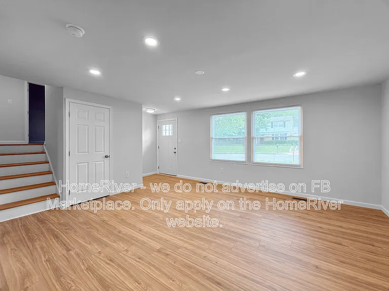 125 N Garfield Rd — Photo 2