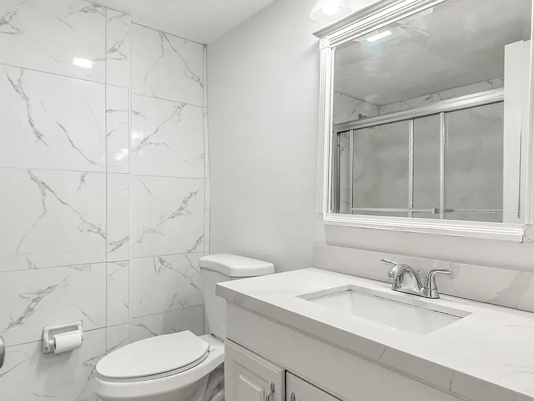 1021 NE 24th Ave #12 — Photo 27