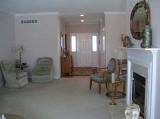 4813 Port Dr, Maumee, OH 43537