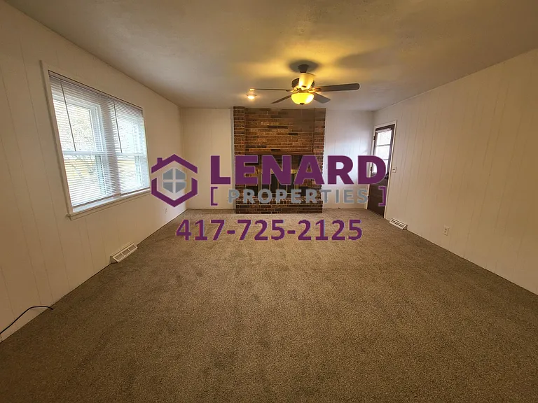 1361 E Gretna St — Photo 10