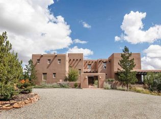 8 Bonanza Trl, Santa Fe, NM 87508