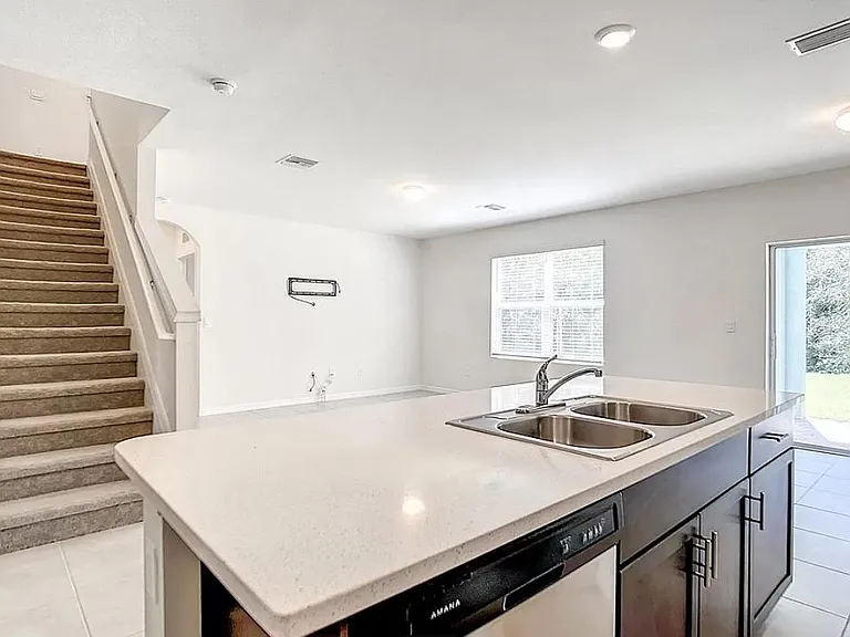 18504 Marlin Kite Ln — Photo 5