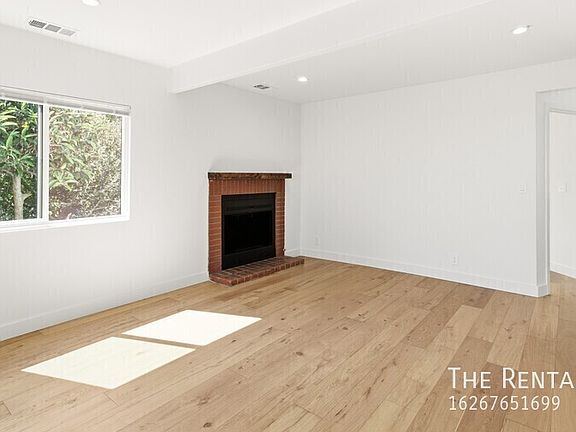 3rd image of 4117 Barrett Rd