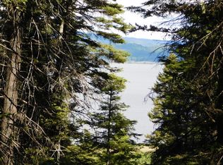 38 Burnt Wagon Trl, Cascade, ID 83611