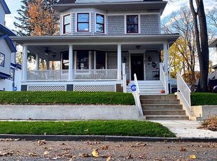 31 Cleveland Ter, East Orange, NJ 07017