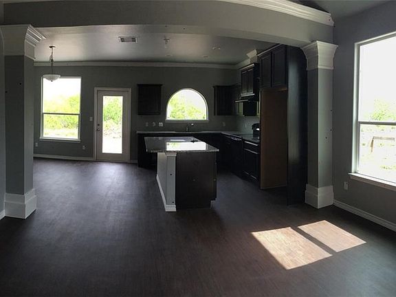 4th image of 7434 Russ Ln