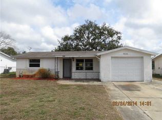 9826 Gray Fox Ln, Port Richey, FL 34668