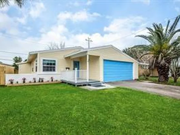 9 Manor Way, Galveston, TX 77550